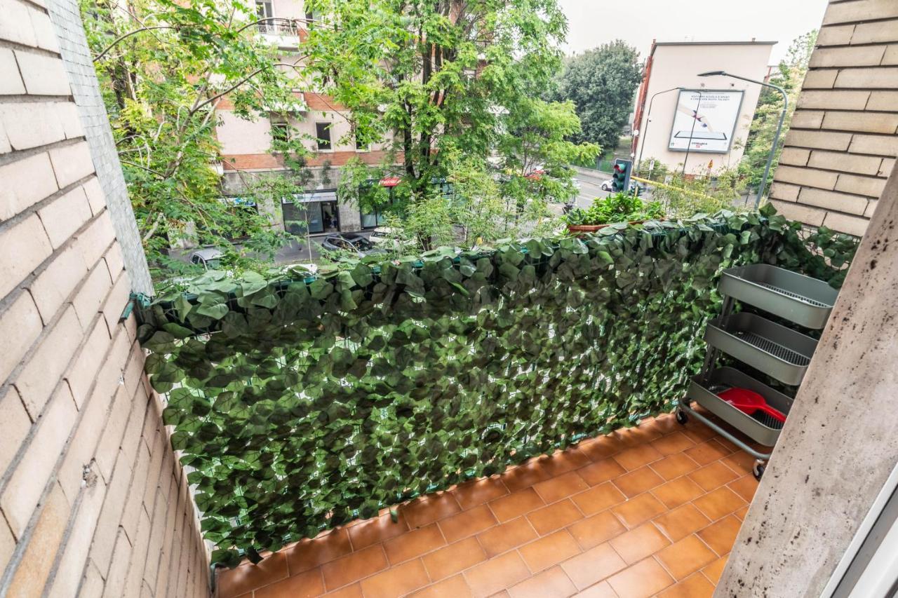 Eden House Sansiro-Duomo Netflix & Design Apartment Milan Luaran gambar