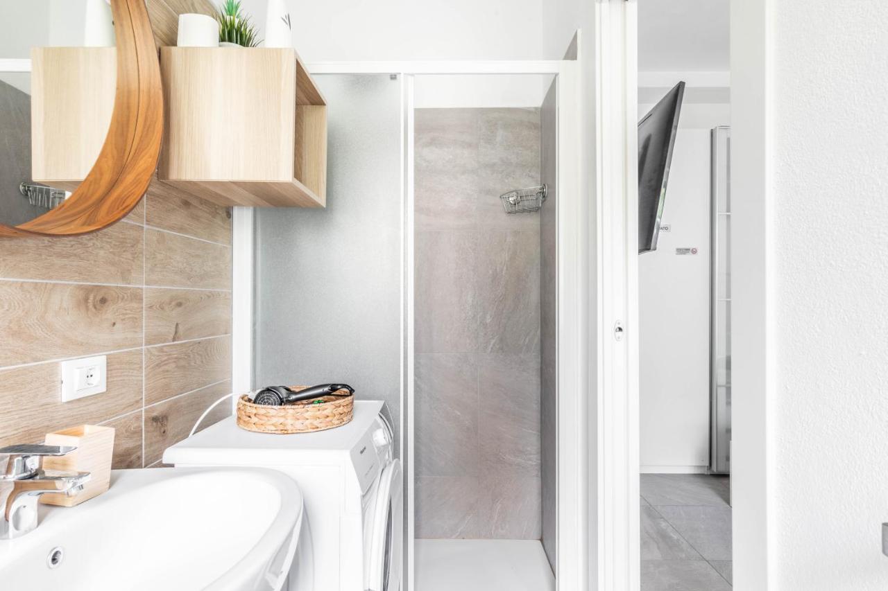 Eden House Sansiro-Duomo Netflix & Design Apartment Milan Luaran gambar